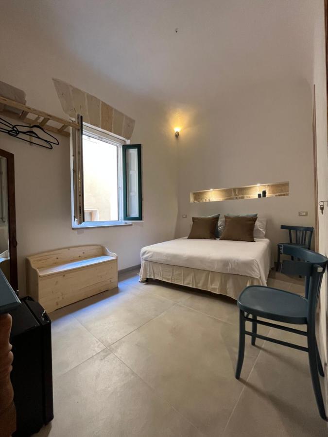 I Mori - Rooms & Apartment Трапани Екстериор снимка