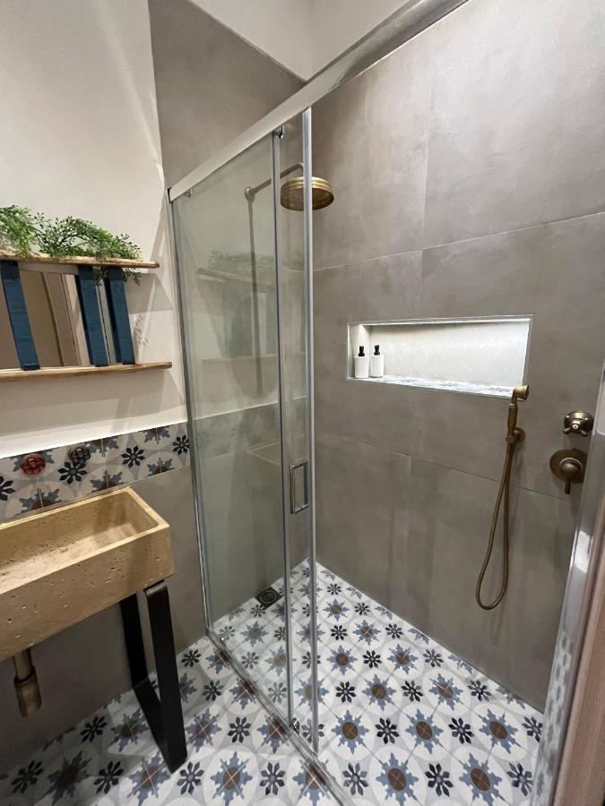 I Mori - Rooms & Apartment Трапани Екстериор снимка